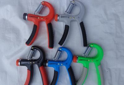 爆款可调节握力器 从10kg到40kg的健身神器